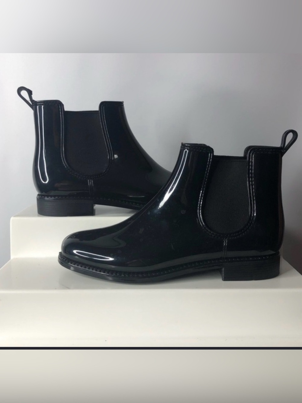 Henry Ferrera-Chelsea rain booties size 39